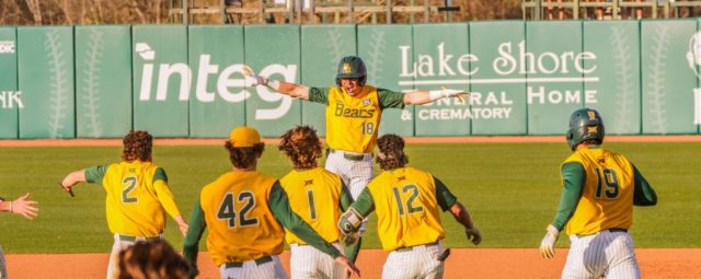 Baylor baseball picked up a couple of upsets, knocking of #23 UCLA as well as No. 7 LSU.
Photo courtesy of Baylor Athletics