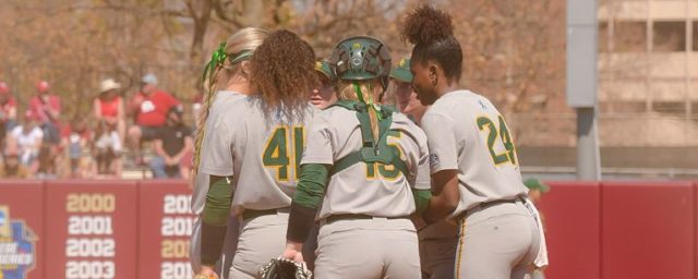 Baylor softball loss all three games to undefeated University of Oklahoma this weekend in Norman, Okla. Photo courtesy of Baylor Athletics