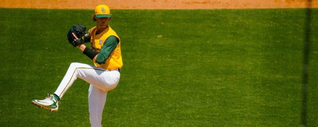 Baylor baseball notched its first series sweep of the season after a 7-4 win over East Tennessee State University Sunday afternoon at Baylor Ballpark. Photo courtesy of Baylor Athletics