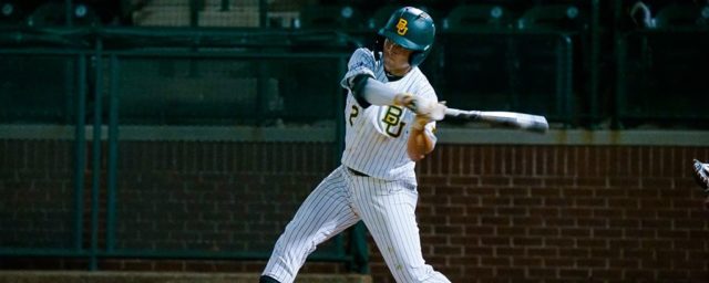 Baylor baseball rallies, overcomes five-run deficit to UIW