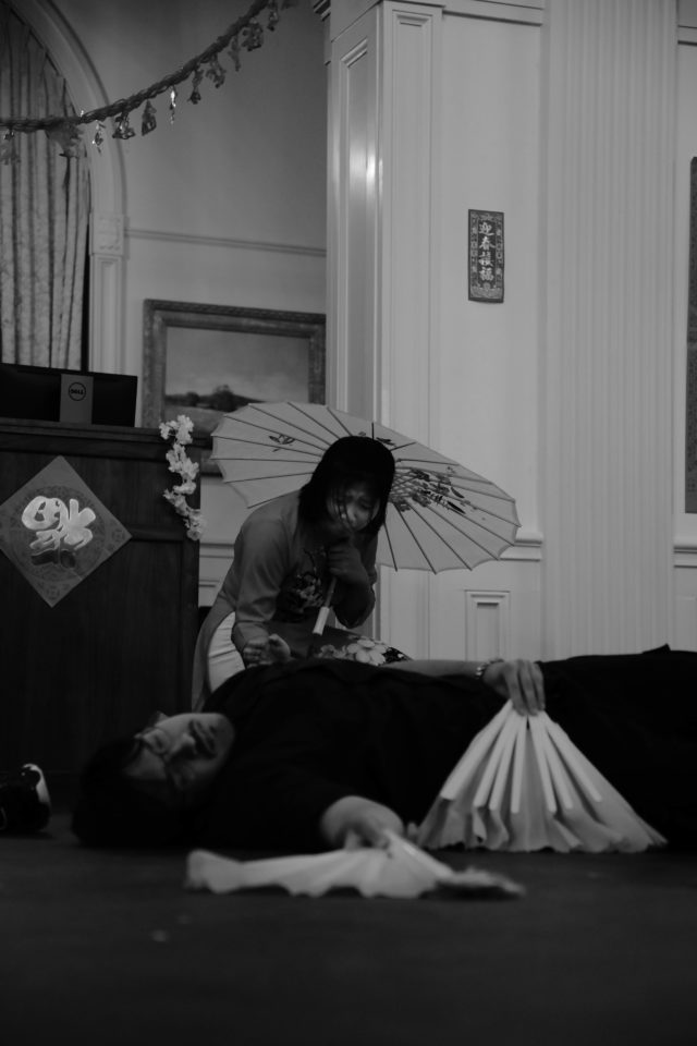 One of the characters in the performance dies. Assoah Ndomo | photographer.