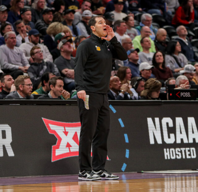 Head coach Scott Drew yells toward his players during No. 3 seed Baylor men's basketball's NCAA Tournament second round game against No. 6 seed Creighton University Sunday in the Ball Arena in Denver. Kenneth Prabhakar | Photo Editor