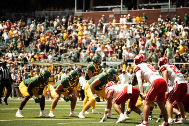 Redshirt sophomore quarterback Sawyer Robertson (13) gets set in the I formation during Baylor football's non-conference game against No. 12 Utah on Saturday at McLane Stadium. Assoah Ndomo | Photographer