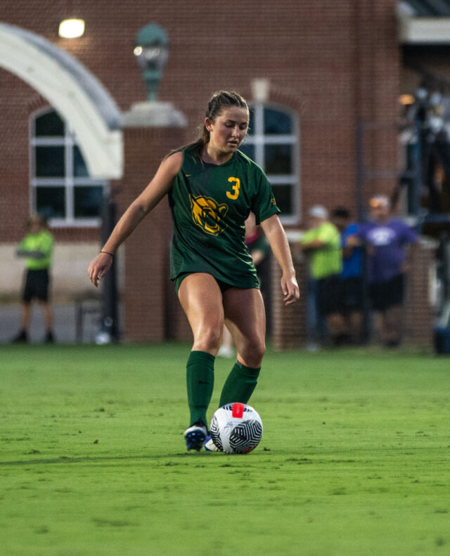 Freshman Natalie Vetter transferred to Baylor from Ole Miss after redshirting her 2022 season. Lilly Yablon | Photographer