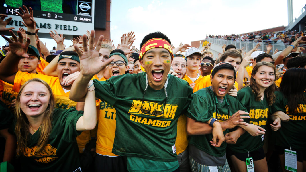 Baylor Chamber gives inside scoop on homecoming weekend - The Baylor Lariat