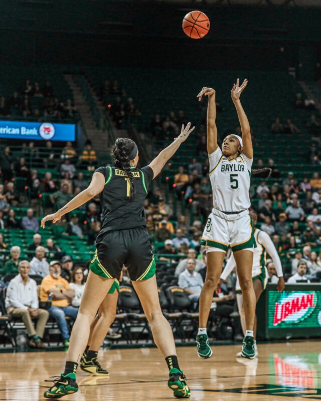 Freshman forward Darianna Littlepage-Buggs became the first Bear to lead the team in scoring for more than one game this season. Kenneth Prabhakar | Photo Editor