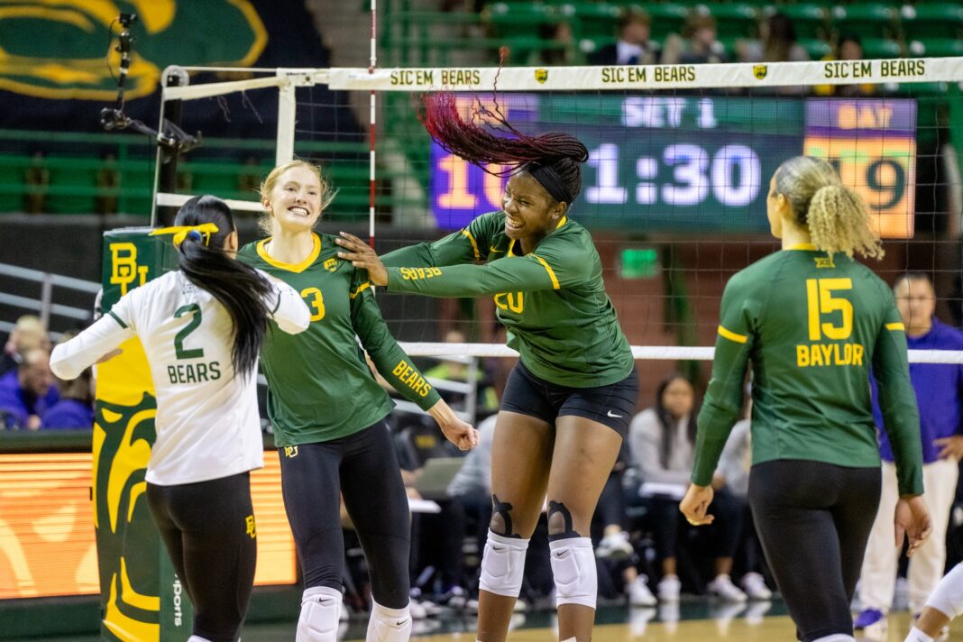 Baylor volleyball continues spring slate, reacts to 2024 schedule