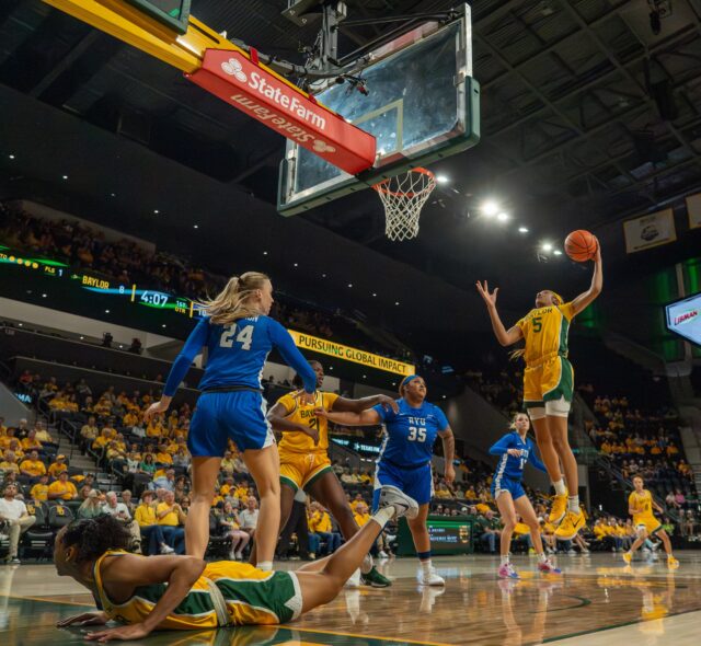 Junior forward Darianna Littlepage-Buggs goes up for a layup during Baylor women's basketball's 83-71 victory over BYU on Saturday night at Foster Pavilion. Mary Thurmond | Photo Editor