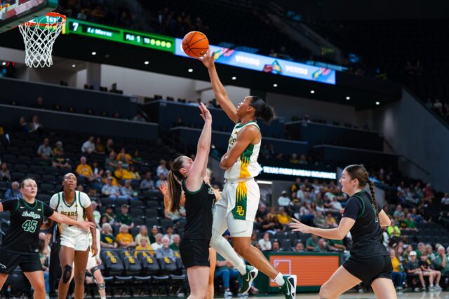 Fontleroy hits 1K points as No. 7 Baylor blows past Le Moyne