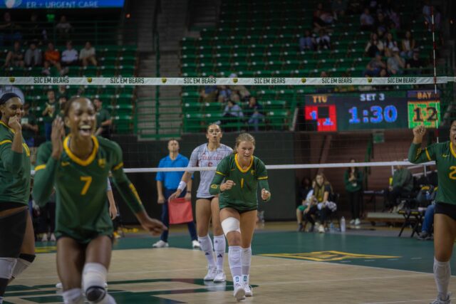 Redshirt sophomore setter Harley Kreck