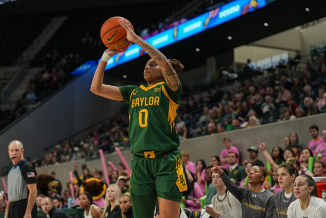 Redshirt sophomore guard Taliah Scott attempts a three-pointer during the Bears' 76-63 win against Lindenwood Sunday afternoon at Foster Pavilion. Alyssa Meyers | Photographer