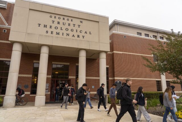 Baylor launches Faith Leadership Certificate to address burnout, isolation