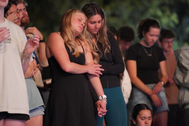 How to balance books, spiritual life during finals