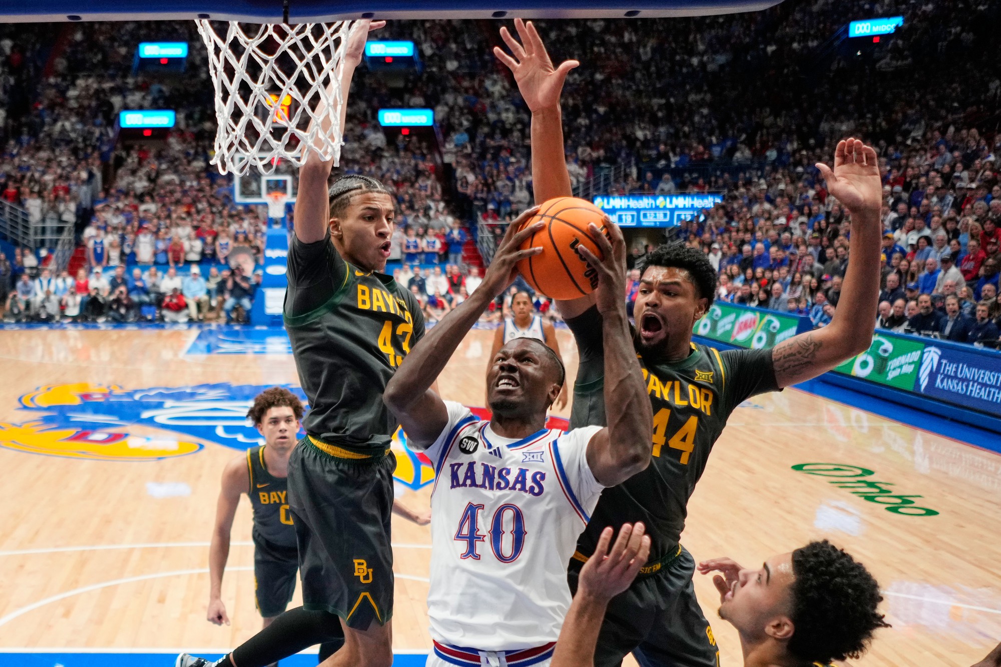 Bears suffer fourth Big 12 loss, fall to Kansas 80-62