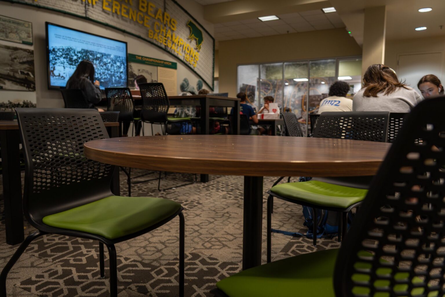 StuGov pushes SUB renovations as traffic rises, functionality falls ...