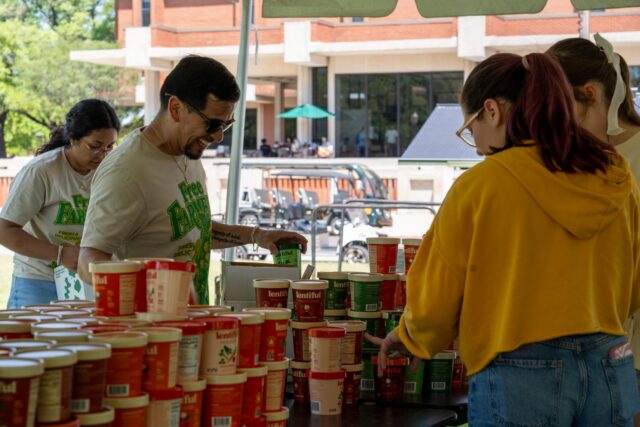 The Free Farmers Market, organized by Baylor Eats, provides Baylor students with free fruits and vegetables while raising awareness about the challenges some students face just to eat each week. Sam Gassaway | Photo Editor