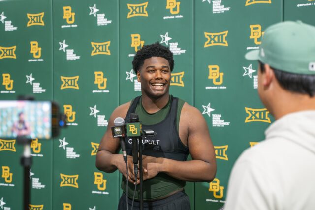 Redshirt senior JACK Garrick Ponder, who transferred to Baylor as a part of the new defensive unit Baylor has built, chose the Bears because he was excited about working in Klanderman’s attacking style. Jake Schroeder | Photographer