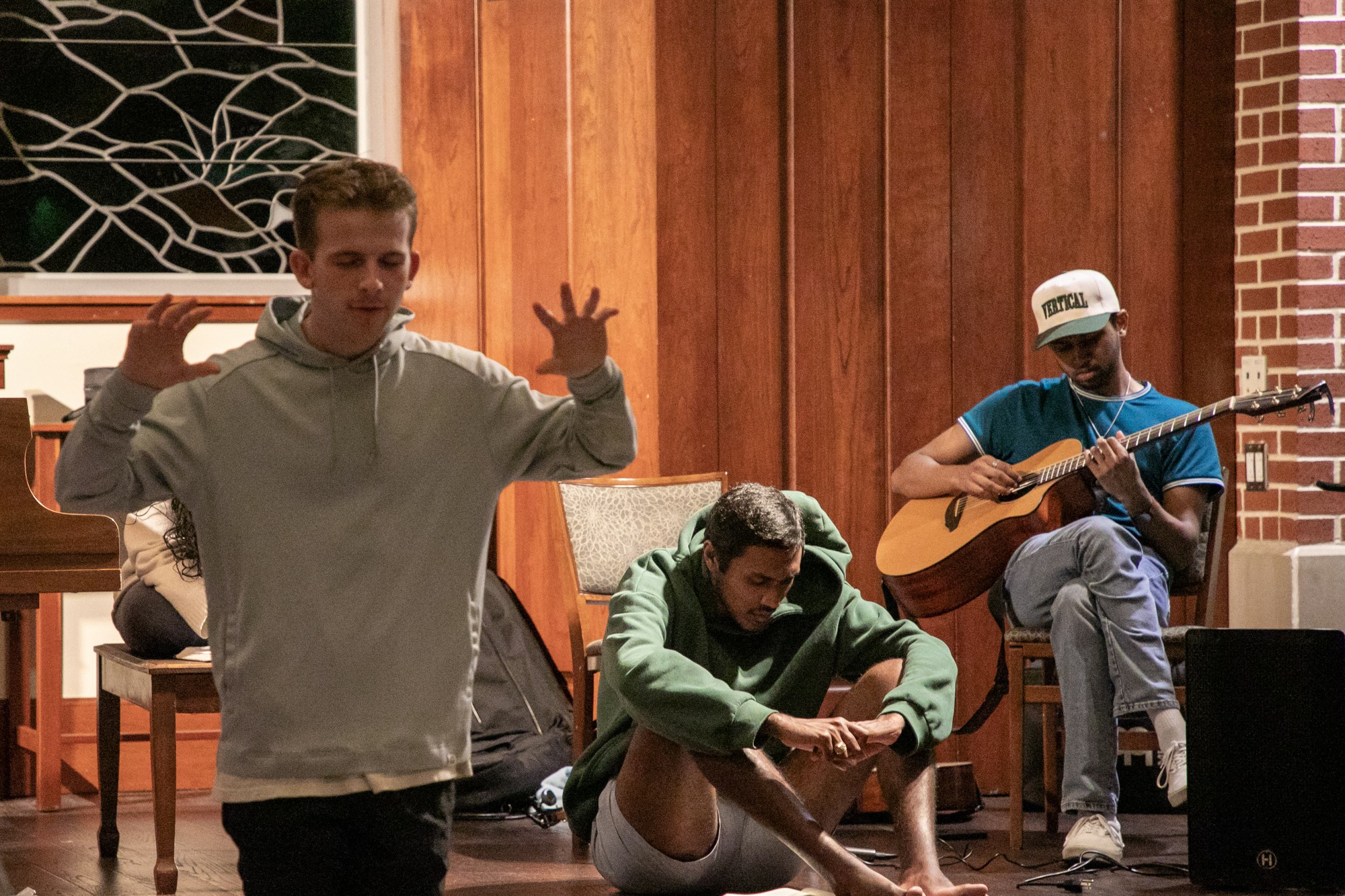 Students stay ‘awake’ all night for worship, prayer at Elliston Chapel