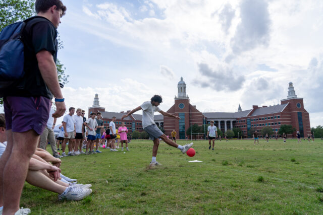 Students rally behind Theta in ‘Kicks for CASA’