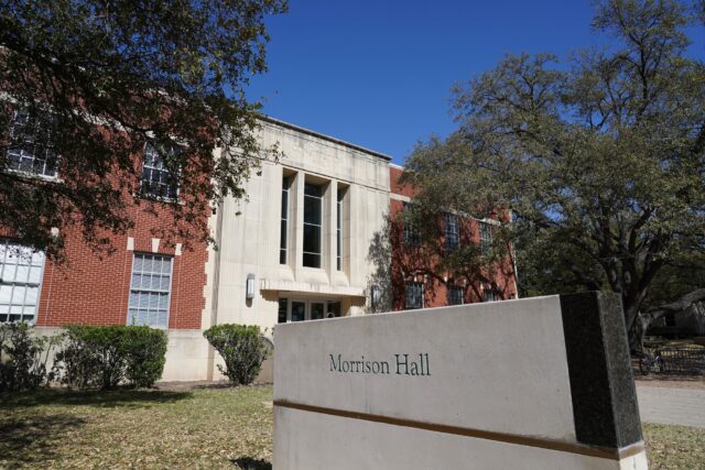 Morrison closes after building-wide power outage