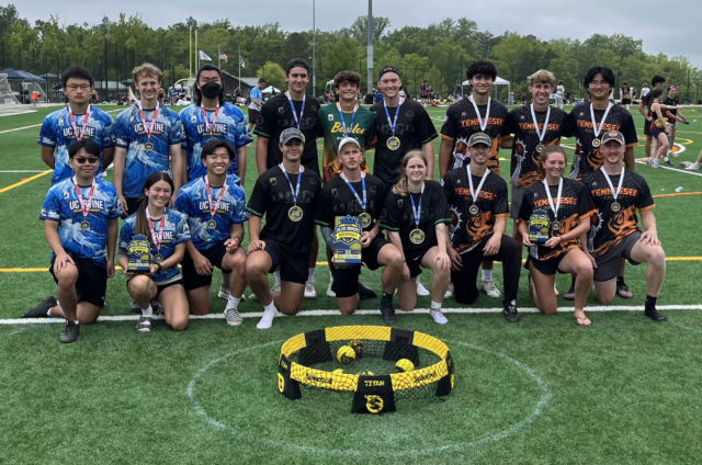 Baylor Roudnet shows off its first place finish at the 2025 College Roundnet Nationals. Photo courtesy of Baylor Roundnet
