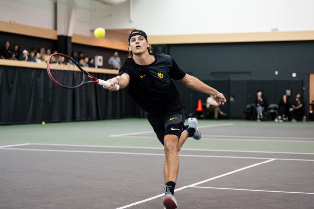Baylor men’s tennis’ strong start fosters hope for another successful year
